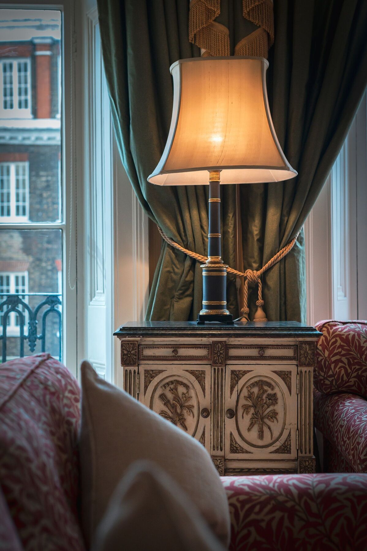 Apartmán 10 Curzon Street By Mansley Londýn Interiér fotografie